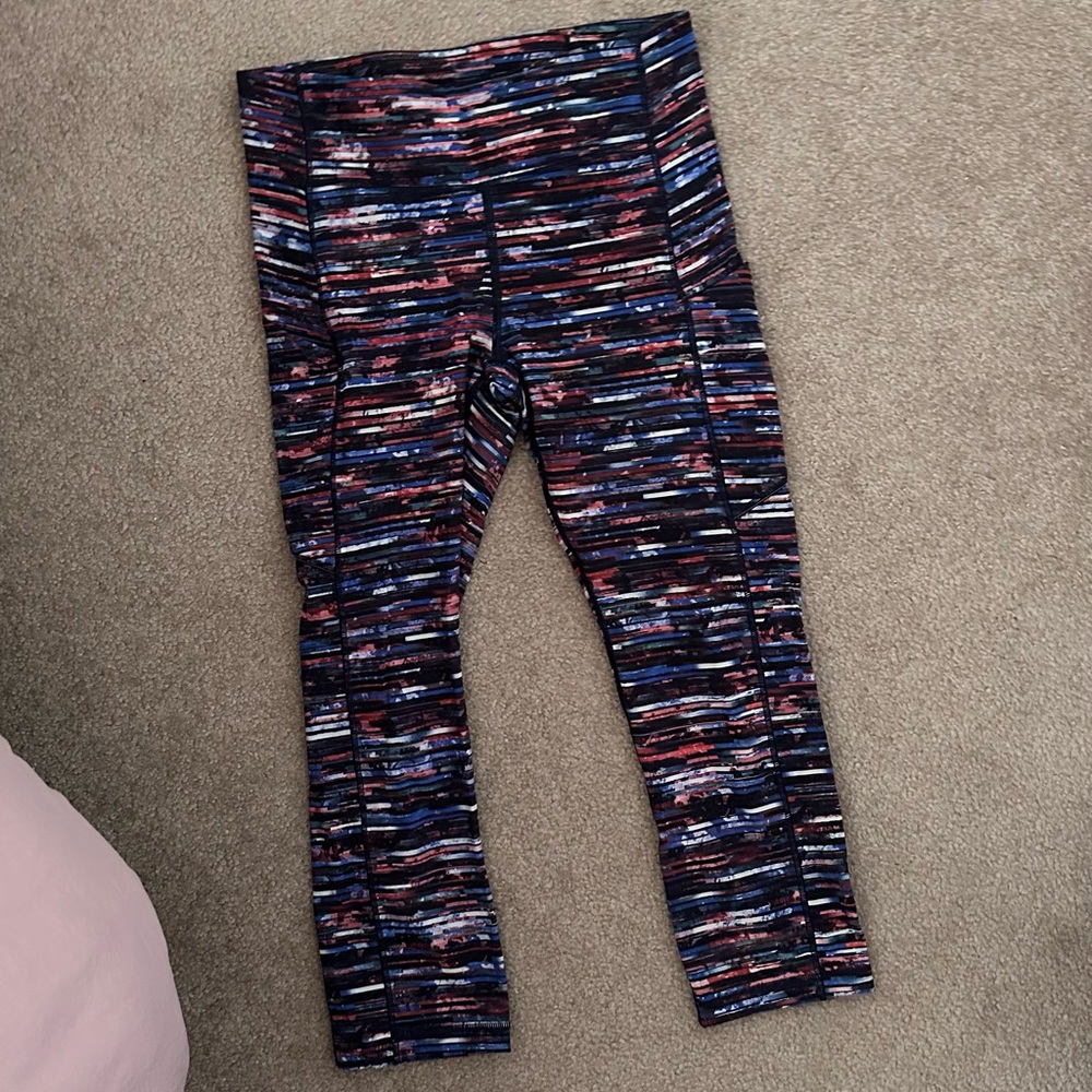 Lululemon crops